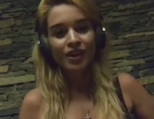 На отдыхе в Турции Ксения Бородина решила попробовать себя в роли певицы (видео)