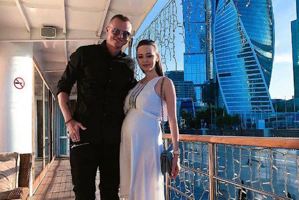 Дмитрий Тарасов не подумал о безопасности беременной супруги