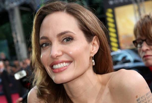 Анджелине Джоли необходима срочная операция