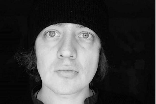 Май Абрикосов раскритиковал экс-участников, вернувшихся на "Дом-2" Май Абрикосов раскритиковал экс-участников, вернувшихся на "Дом-2"