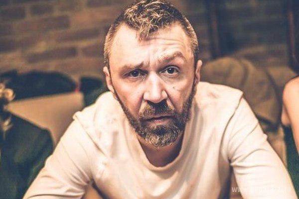 Сергей Шнуров шокировал жену секс-костюмом