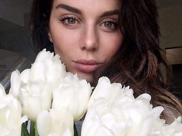 Анна Седокова опровергает слухи о своем новом романе Анна Седокова опровергает слухи о своем новом романе