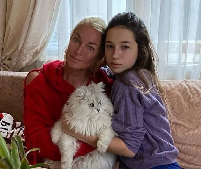 Анастасия Волочкова рискует окончательно потерять свою дочь