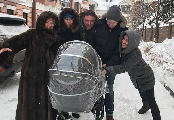 Ксения Собчак и Максим Виторган рассекретили имя сына