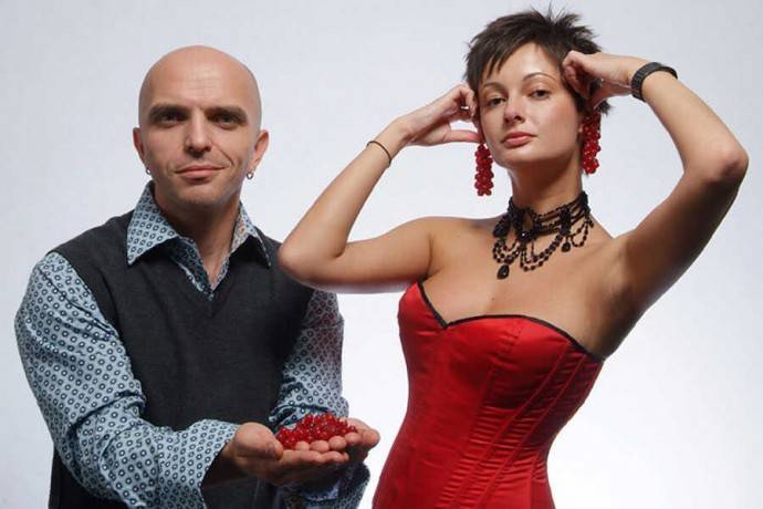 Экс-солист группы «Непара» Александр Шоуа намекнул, что у Виктории Талышинской проблемы с алкоголем