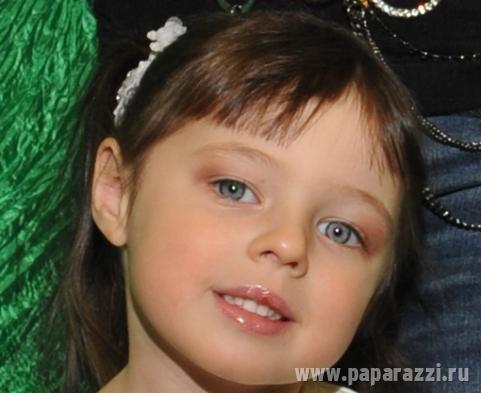 Четырехлетняя дочь Анастасии Волочковой уже начала краситься