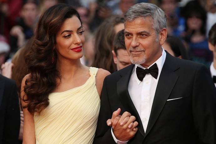 "Стоял на коленях минут двадцать": Джордж Клуни рассказал, как сделал предложение своей жене
