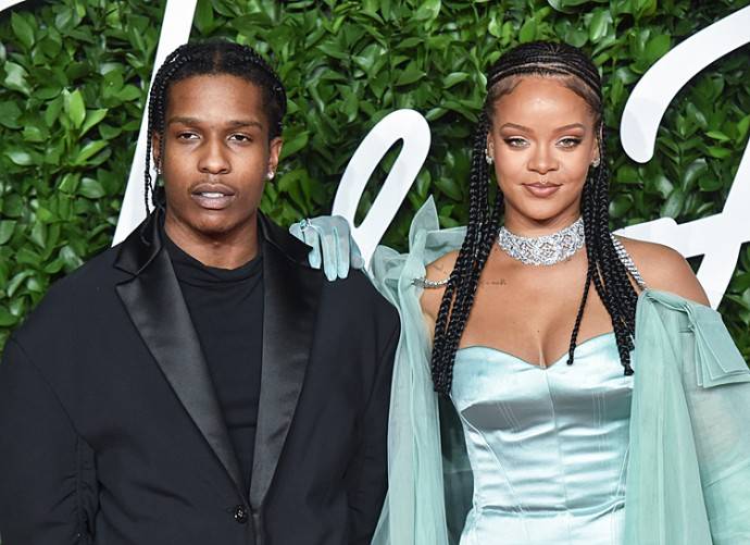 Рэпер A$AP Rocky подтвердил роман с Рианной
