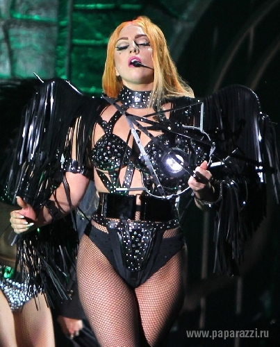 Леди Гага возвращается на сцену
