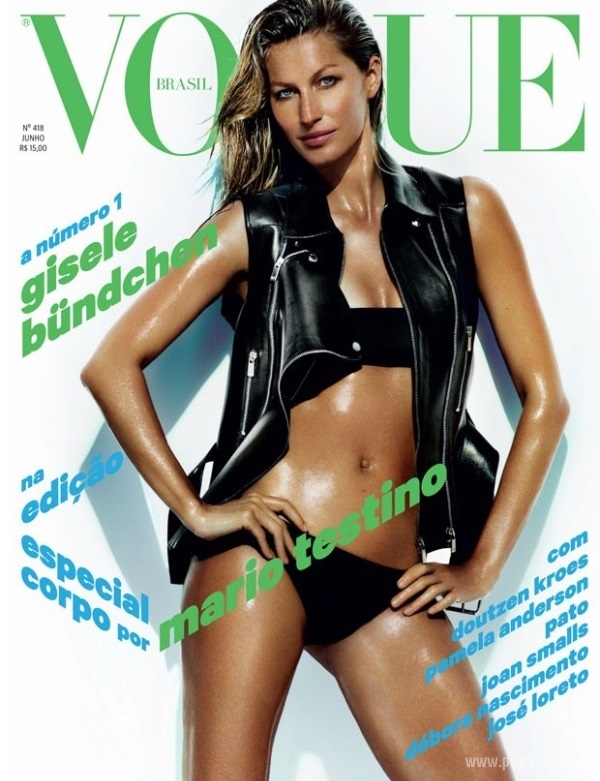 Жизель Бундхен разделась для модного издания Vogue