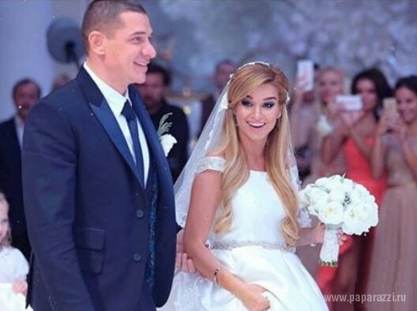 Беременная Ксения Бородина станцевала лезгинку на своей свадьбе с Курбаном Омаровым