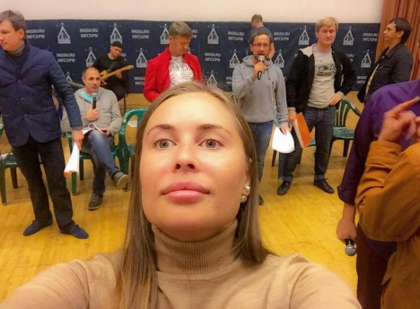  звезда уральских пельменей юля михалкова обнажилась новой фотосессии 