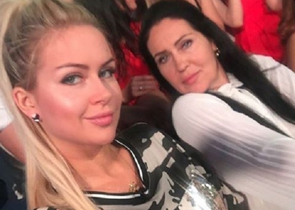 Марина Африкантова из «Дома 2» подала в суд на собственную мать Марина Африкантова из «Дома 2» подала в суд на собственную мать