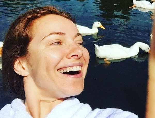Екатерина Гусева посмеялась над своим толстым телом Екатерина Гусева посмеялась над своим толстым телом