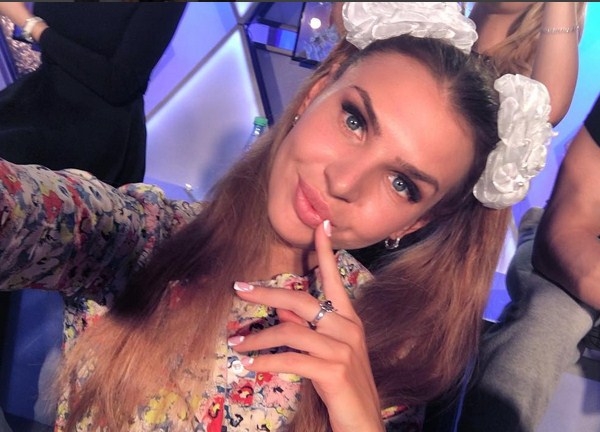Элла Суханова ужаснула состоянием кожи на своем лице