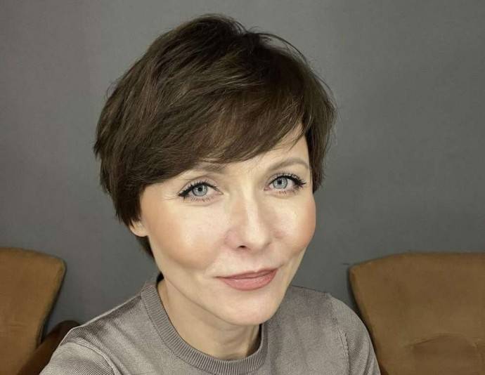 50-летняя Дарья Повереннова показала фигуру в бикини