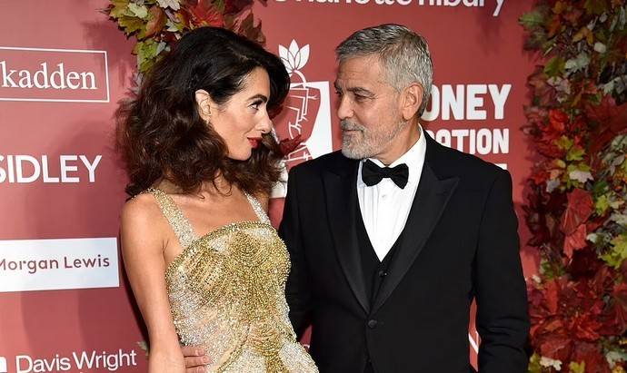 «Правосудие должно свершиться»: Джордж и Амаль Клуни отстаивают «справедливость» во всём мире, в том смысле как они её понимают