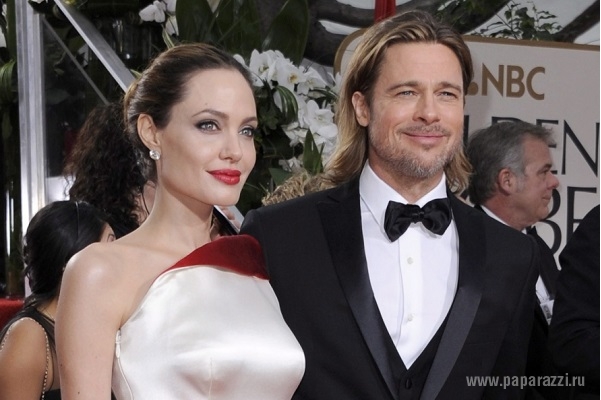 В сети появились первые свадебные фото Анджелины Джоли и Брэда Питта