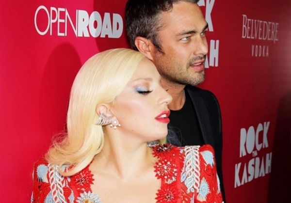 Стало известно, чье обнаженное фото опубликовала у себя в Instagram Леди Гага