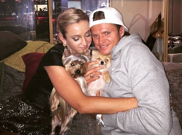 Ольга Бузова не удержалась и прокомментировала появление собаки в новой семье Дмитрия Тарасова