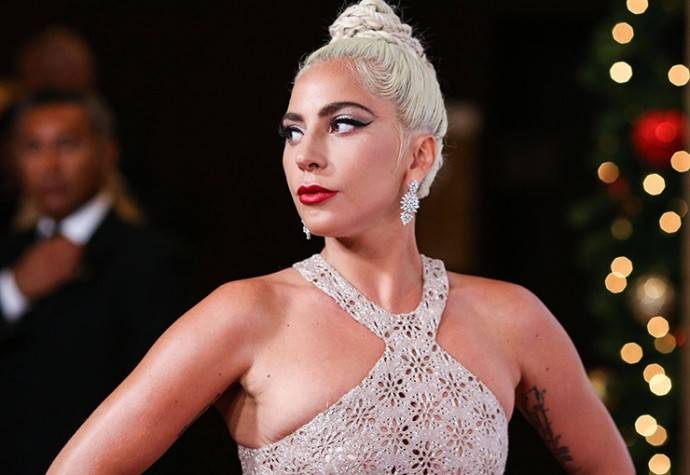 Леди Гага закрутила роман с главным геем Голливуда