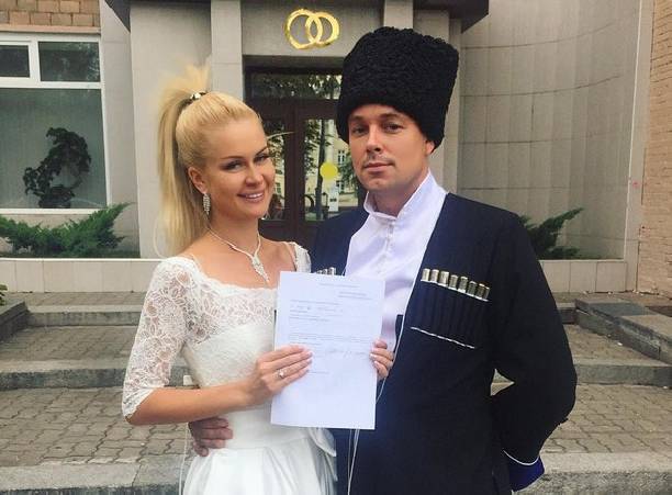 Марина Африкантова и Андрей Чуев отменили свадьбу