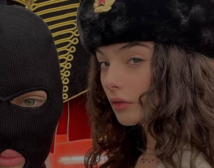  папа волнуйся русскими дочь венсана касселя моники белуччи 