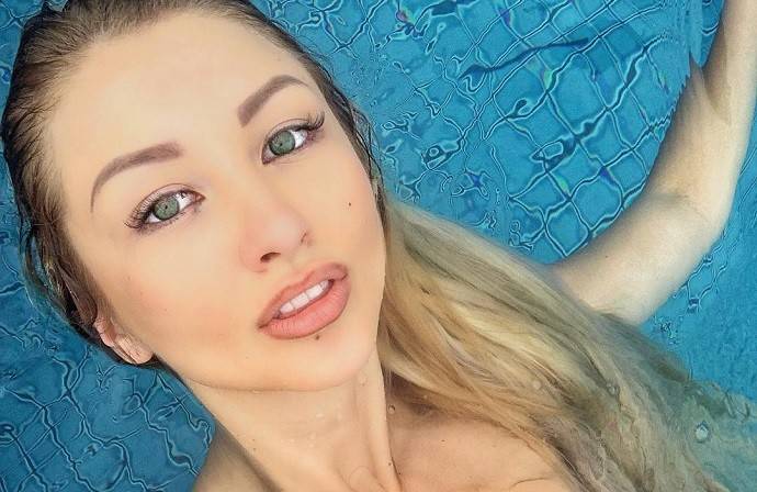  фигура марго овсянниковой фотошопа повергла подписчиков шок 