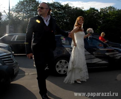 Пресняков и Подольская сыграли свадьбу на два миллиона