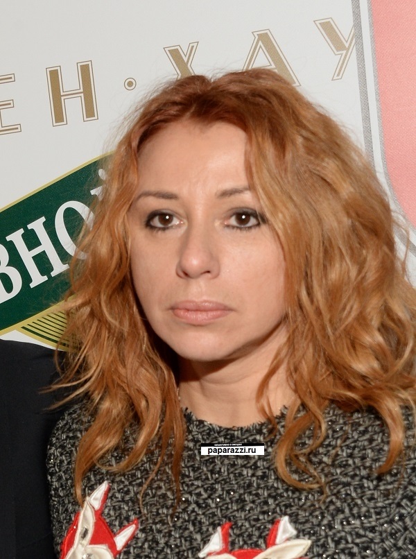 Алена Апина лицо 2016 губы (2).jpg Алена Апина лицо 2016 губы (2).jpg