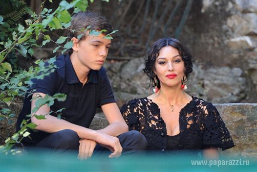 Моника Белуччи в рекламной компании Dolce&Gabbana