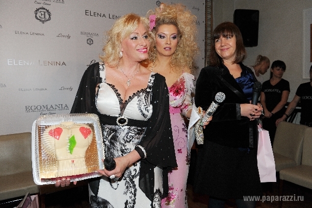 Наталия Гулькина получила премию  за  лучшую  натуральную грудь