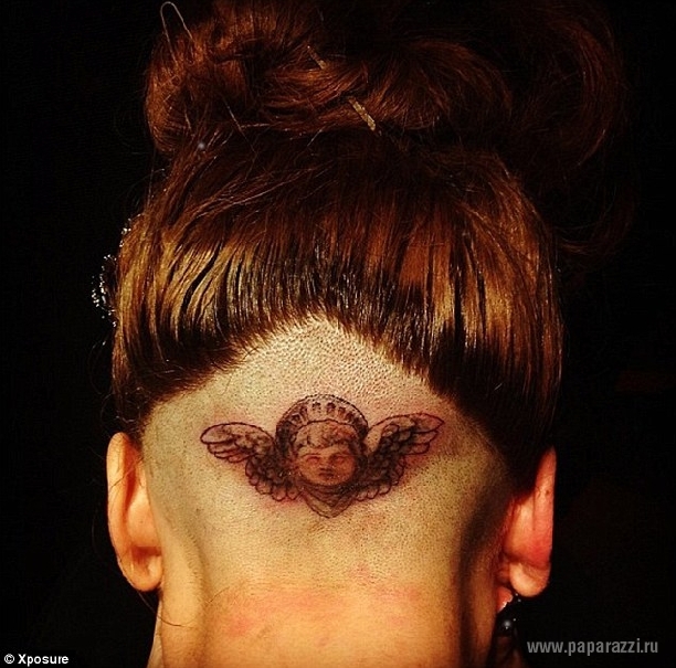 Леди Гага сделала новую татуировку