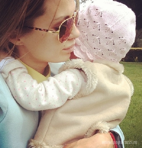 Виктория Боня нашла в интернете фото своей малышки