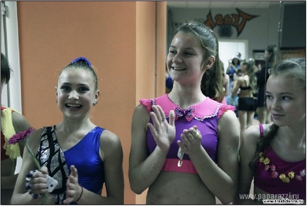 11-летняя Ольга Трифонова заслужила звание "Мисс Pole-Dance" и обошла всех на "Минута Славы"