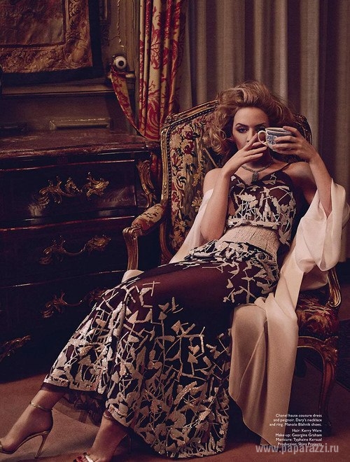 Кайли Миноуг появилась на обложке Vogue