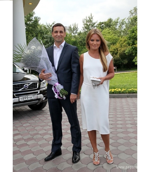 Дана Борисова подала заявление в ЗАГС и выходит замуж