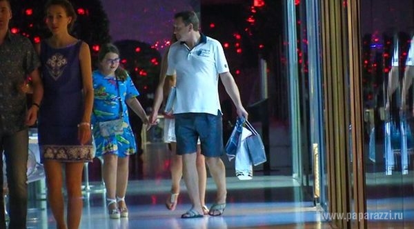 Марат Башаров отправился на отдых в Турцию с бывшей женой, дочкой и новой любовницей