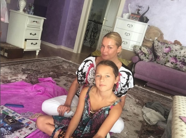Нашли грабителей, вломившихся в дом Анастасии Волочковой два года назад Нашли грабителей, вломившихся в дом Анастасии Волочковой два года назад