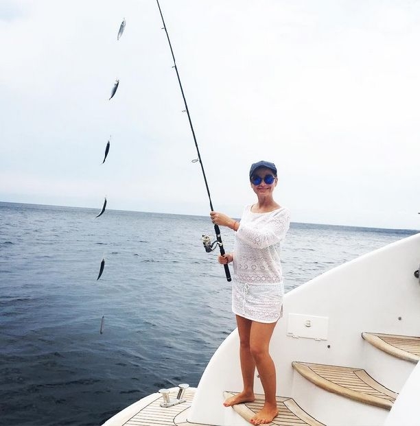 Ольга Орлова снялась в фотосессии на роскошной яхте