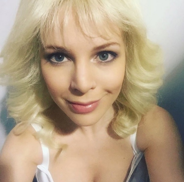 Наталья Подольская превратилась в блондинку