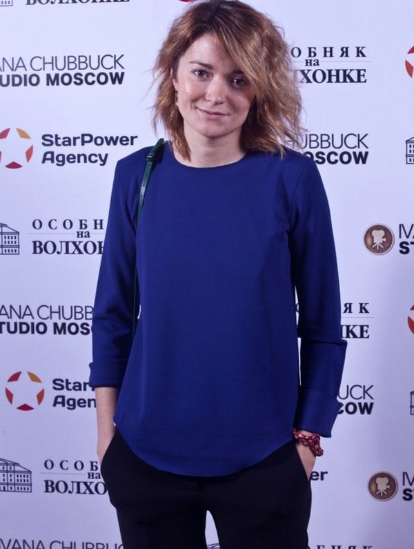 Надежда Михалкова пришла на мероприятие в "помятом" виде
