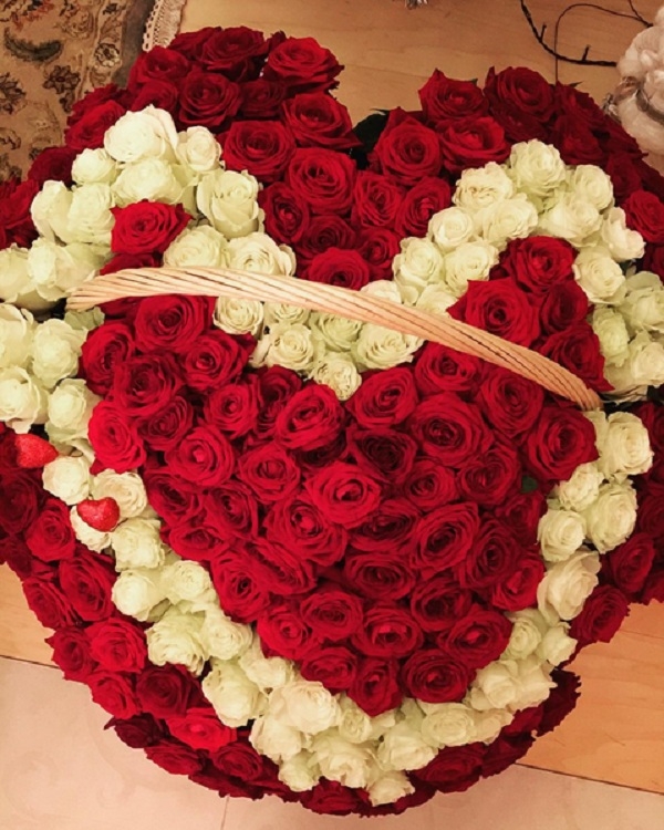 Лера Кудрявцева похвасталась шикарным подарком от мужа на день Святого Валентина