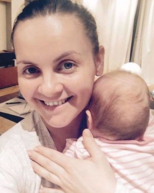 Юлия Проскурякова показала новое фото с дочкой и призналась, что ищет ответы на женских форумах
