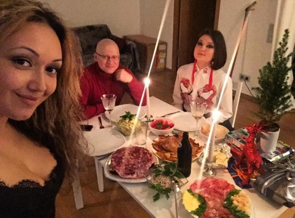 Диана Очилова перестала делиться фотографиями с Андреем Гайдуляном Диана Очилова перестала делиться фотографиями с Андреем Гайдуляном