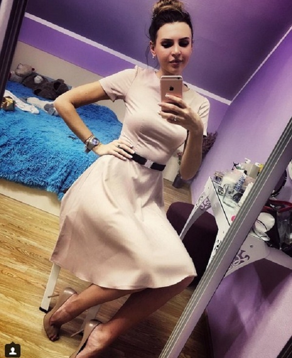 Поклонники раскритиковали дизайнерское платье Эллы Сухановой