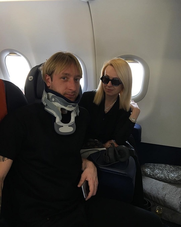 Евгений Плющенко и Яна Рудковская возвращаются в Россию после сложной операции