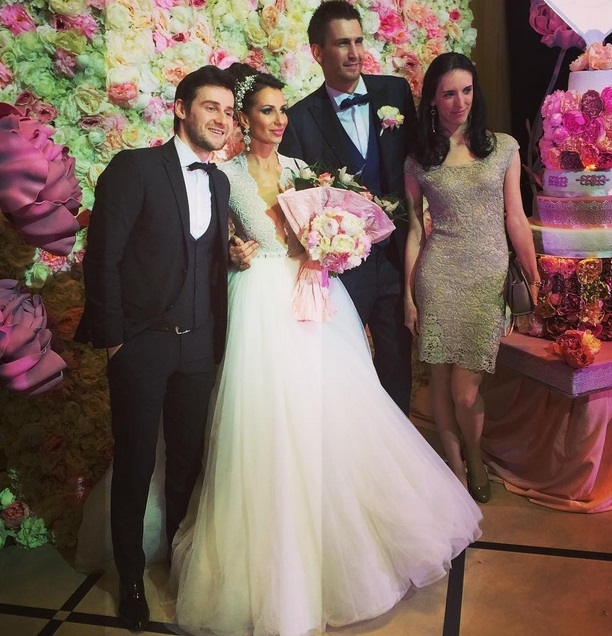 В сети появилось фото и видео свадебного танца Анны Грачевской и Артёма Кузякина