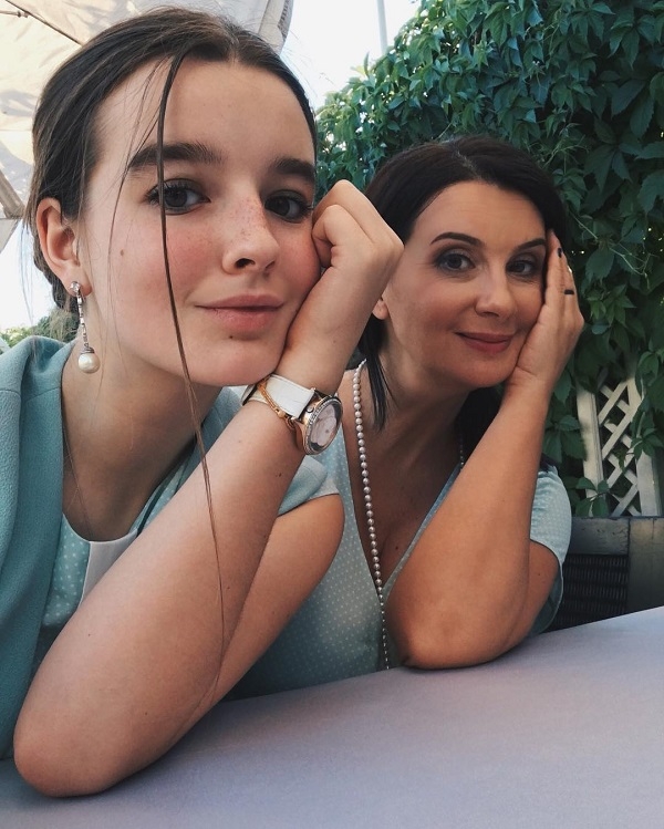 Дочь Екатерины Стриженовой является обладательницей потрясающей фигуры, которую она продемонстрировала в своем Инстаграм 