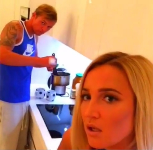 Ольга Бузова унизила своего супруга, выставив его подкаблучником 